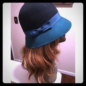 Gorgeous Badgley Mischka 100% Wool Riding Hat